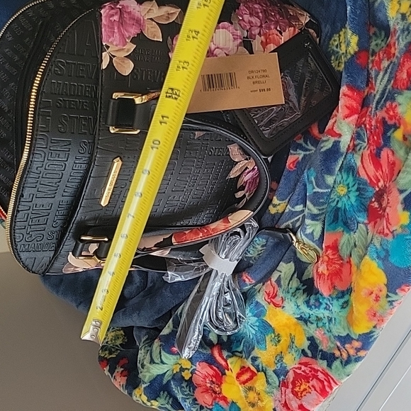 Steve Madden BLK Floral Brelli DR124790 Cross body-Handbag NWT! - Picture 16 of 16